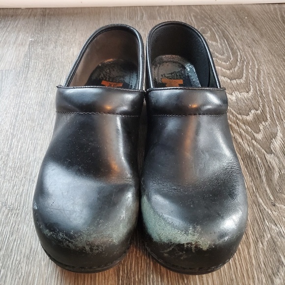 Dansko XP Clogs - Picture 2 of 4